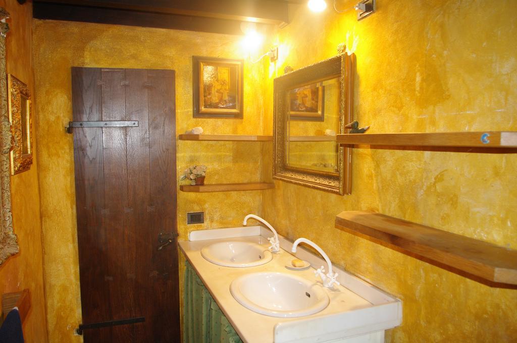 La Casa Sopra Le Nuvole Villa Medesano Exteriör bild