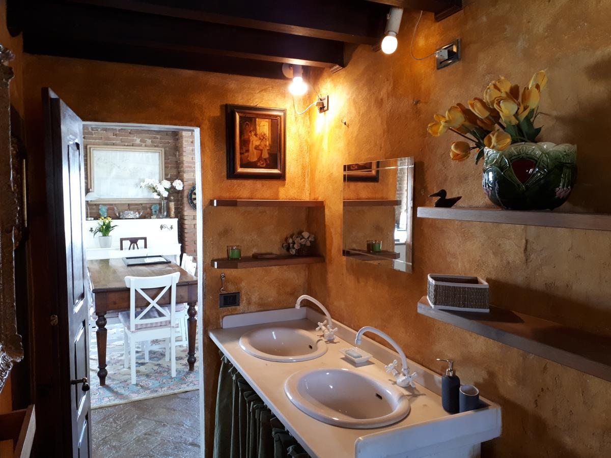 La Casa Sopra Le Nuvole Villa Medesano Exteriör bild